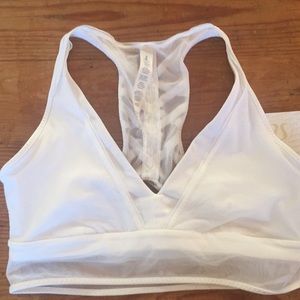NWT Lululemon Essential Rhythm Bra